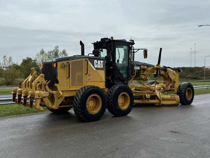 Caterpillar 140M - ماكينة تسوية: صورة 5 Caterpillar 140M - ماكينة تسوية: صورة 5