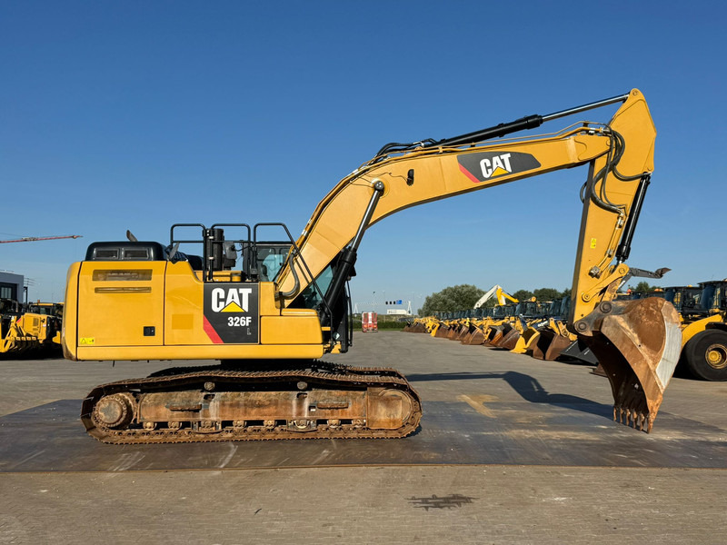 Caterpillar 326FL - حفار زاحف: صورة 4 Caterpillar 326FL - حفار زاحف: صورة 4