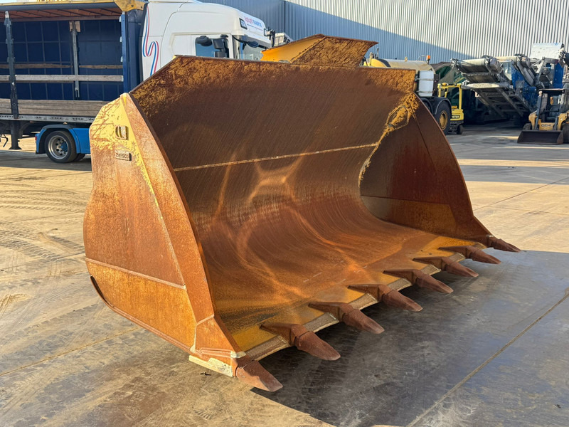 Caterpillar 980M Bucket with teeth, Volvo groot - بكت: صورة 2 Caterpillar 980M Bucket with teeth, Volvo groot - بكت: صورة 2