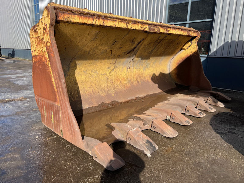 Caterpillar 990 - بكت: صورة 1 Caterpillar 990 - بكت: صورة 1