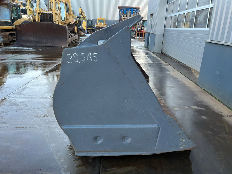 Caterpillar Bucket 950 - بكت: صورة 2 Caterpillar Bucket 950 - بكت: صورة 2