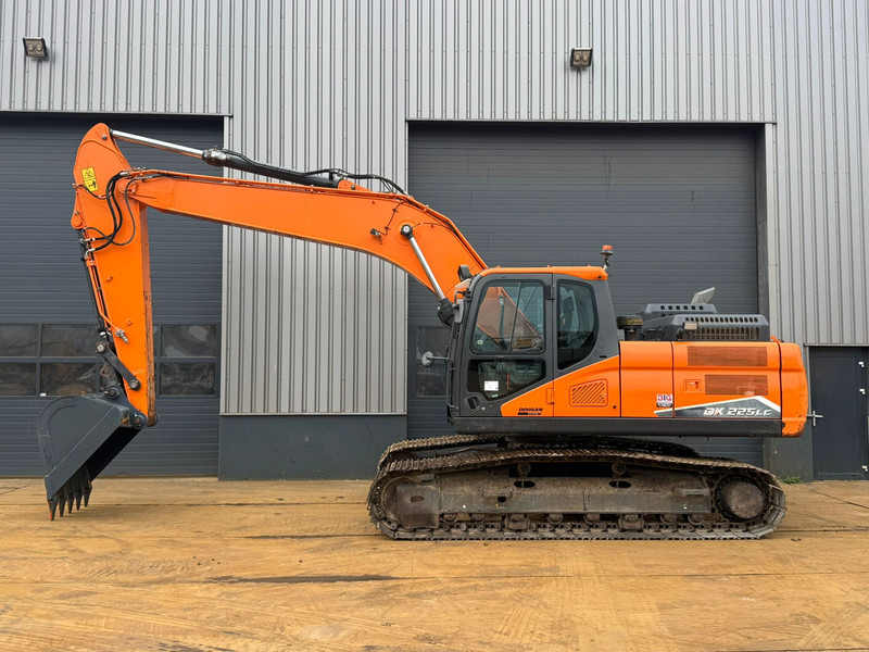 Doosan DX225LC-7 - حفّار: صورة 1 Doosan DX225LC-7 - حفّار: صورة 1