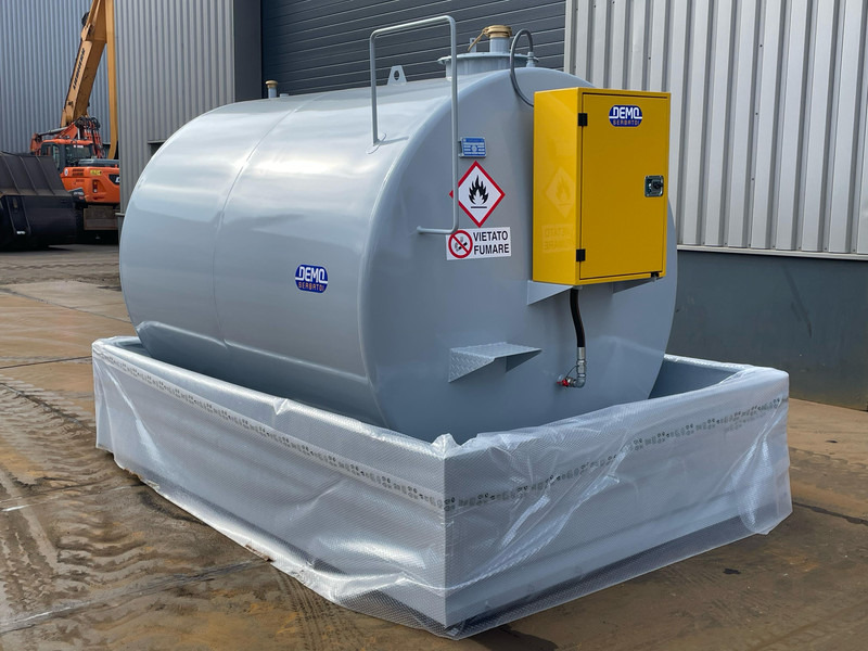 خزان تخزين للبيع  Emiliana Serbatoi TF9/50 9000Ltr: صورة 6