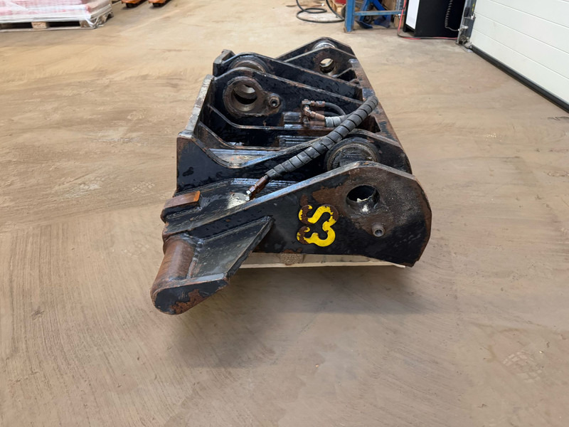 Eurosteel HKO-2016 HHD / DL300-5 - قارنة التوصيل السريعة: صورة 4 Eurosteel HKO-2016 HHD / DL300-5 - قارنة التوصيل السريعة: صورة 4