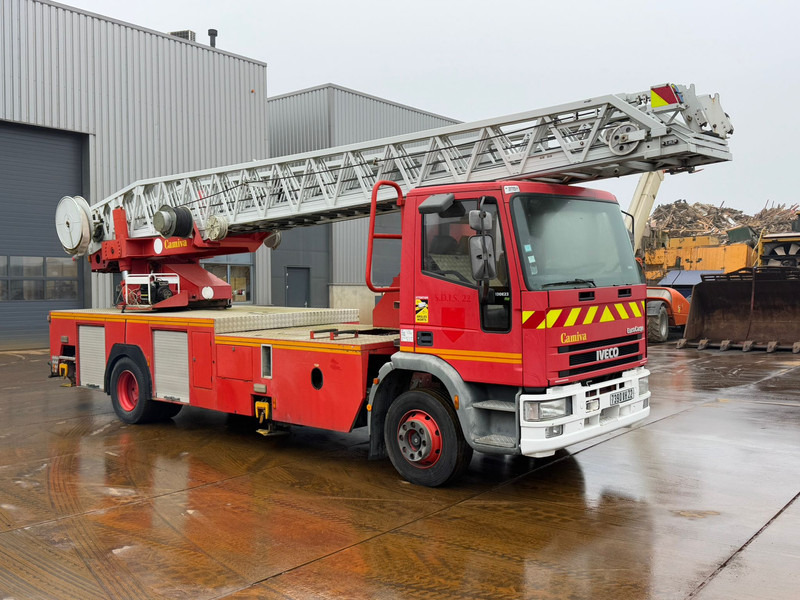 Iveco 130E23 4x2 Firetruck - شاحنة حريق: صورة 5 Iveco 130E23 4x2 Firetruck - شاحنة حريق: صورة 5
