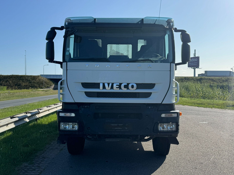 شاحنة, شاحنة كرين Iveco 330 6x4 with Palfinger PK 18500 crane: صورة 8