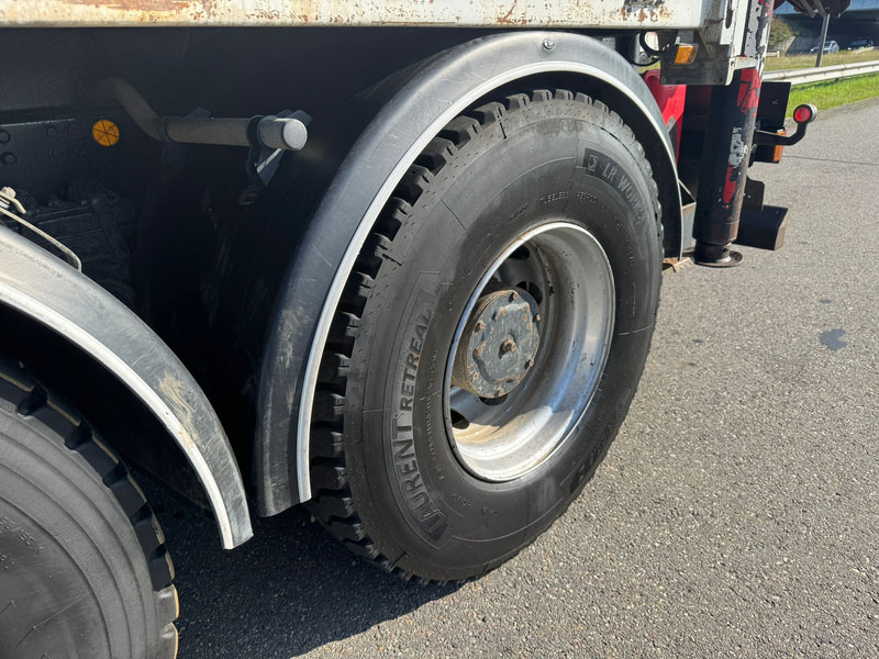 شاحنة, شاحنة كرين Iveco 330 6x4 with Palfinger PK 18500 crane: صورة 15