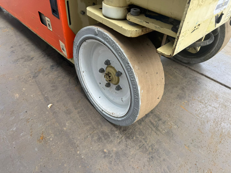 مرفاع مقصي JLG JLG 2033 Schaarhoogwerker: صورة 12