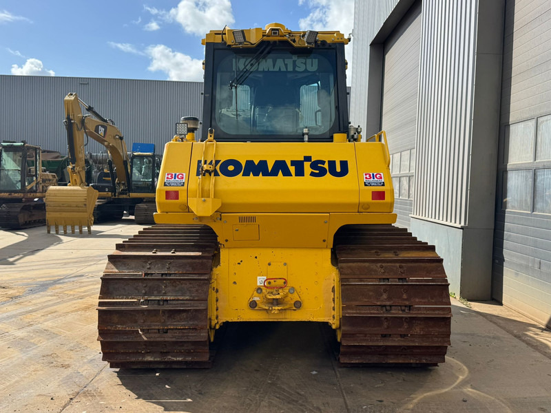 Komatsu D65PXi-18 | TOPCON GPS - بلدوزر: صورة 4 Komatsu D65PXi-18 | TOPCON GPS - بلدوزر: صورة 4