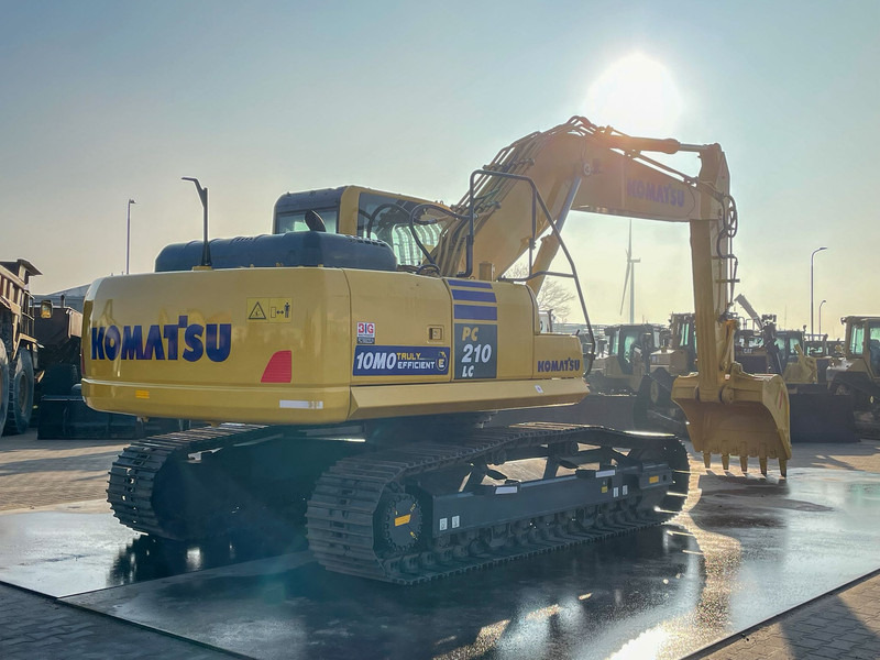 Komatsu PC210LC-10MO - حفار زاحف: صورة 5 Komatsu PC210LC-10MO - حفار زاحف: صورة 5