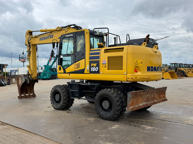 Komatsu PW180-11 - حفار ذو عجلات: صورة 3 Komatsu PW180-11 - حفار ذو عجلات: صورة 3