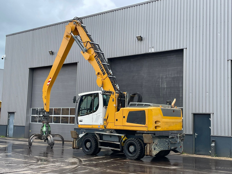 Liebherr LH30 M - Material Handler - حفار ذو عجلات: صورة 3 Liebherr LH30 M - Material Handler - حفار ذو عجلات: صورة 3