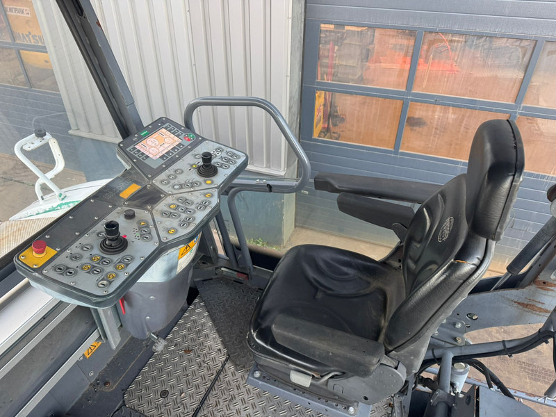 تأجير Vögele Super 1800-3i Vögele Super 1800-3i: صورة 15 تأجير Vögele Super 1800-3i Vögele Super 1800-3i: صورة 15