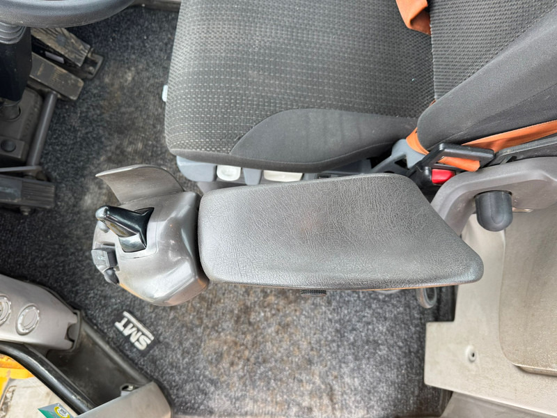 اللودر بعجل Volvo L220H: صورة 13 اللودر بعجل Volvo L220H: صورة 13