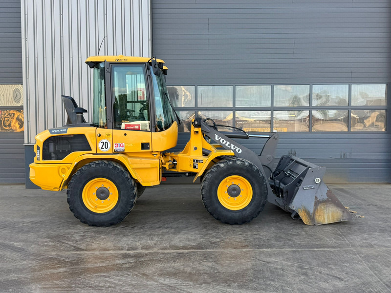 Volvo L30G - اللودر بعجل: صورة 5 Volvo L30G - اللودر بعجل: صورة 5