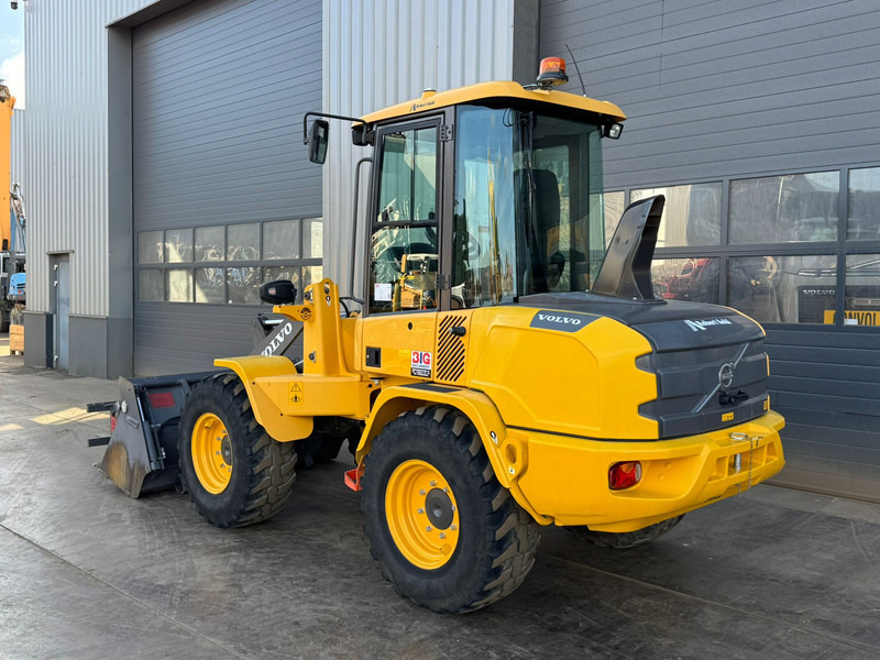 Volvo L30G - اللودر بعجل: صورة 3 Volvo L30G - اللودر بعجل: صورة 3