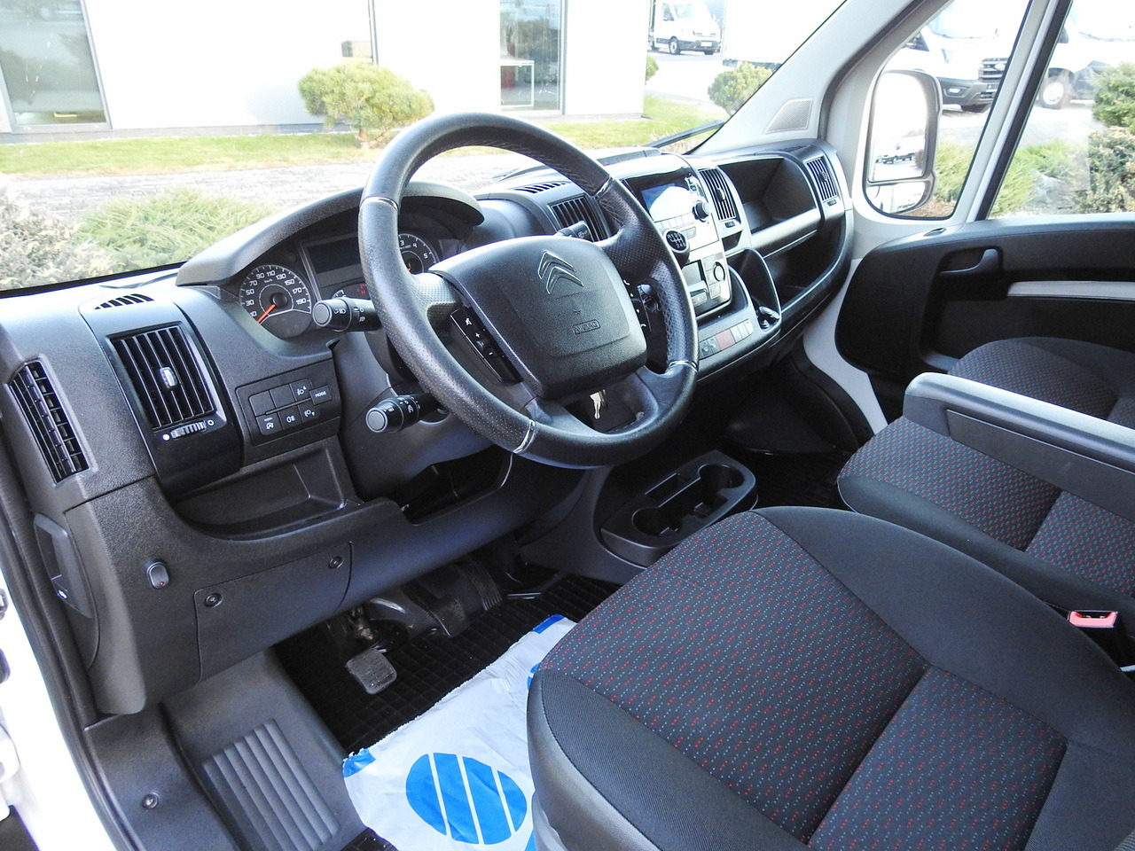CITROEN JUMPER TARPAULIN 10 PALLETS CRUISE CONTROL AIR CONDITIONING LED LIGHTS PNEUMATICS 165HP - شاحنة مغلقة بستائر جانبية: صورة 2 CITROEN JUMPER TARPAULIN 10 PALLETS CRUISE CONTROL AIR CONDITIONING LED LIGHTS PNEUMATICS 165HP - شاحنة مغلقة بستائر جانبية: صورة 2