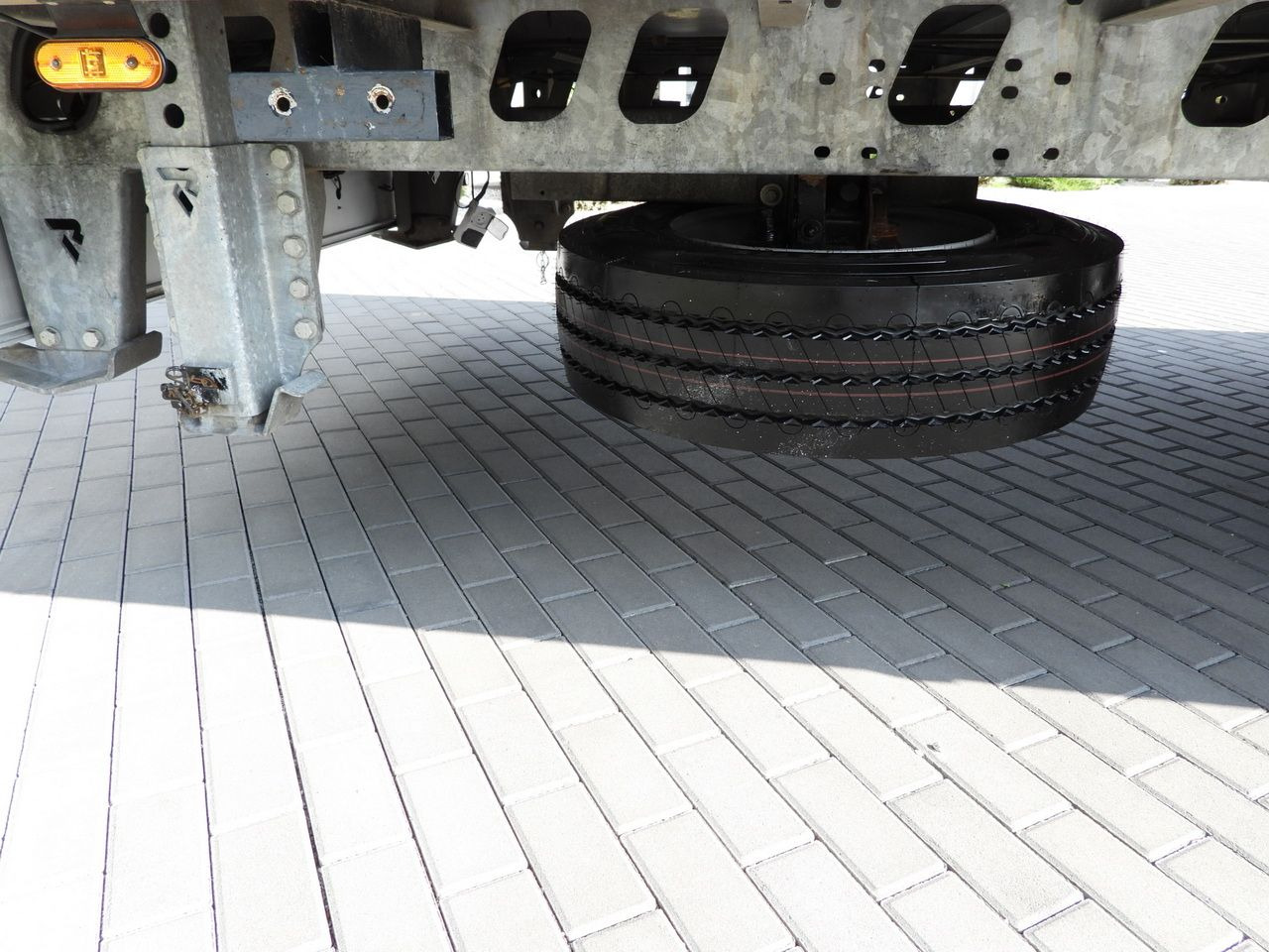 ناقلة حاويات/ شاحنة حاويات DAF LF 230 CONTAINER CARRIER PLATFORM + TRAILER WEBASTO CRUISE CONTROL LED LIGHTS PNEUMATICS AUTOMATIC TRANSMISSION  TWIN WHEELS AIR CONDITIONING  230HP: صورة 39