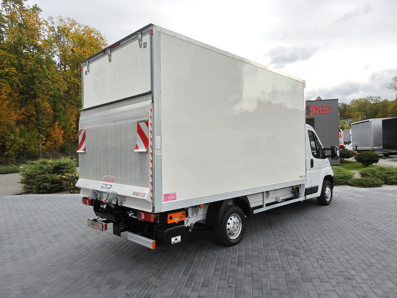 FIAT DUCATO BOX LIFT 8 PALLETS CRUISE CONTROL NAVIGATION AIR CONDITIONING LED LIGHTS 130HP - شاحنة بصندوق مغلق: صورة 3 FIAT DUCATO BOX LIFT 8 PALLETS CRUISE CONTROL NAVIGATION AIR CONDITIONING LED LIGHTS 130HP - شاحنة بصندوق مغلق: صورة 3