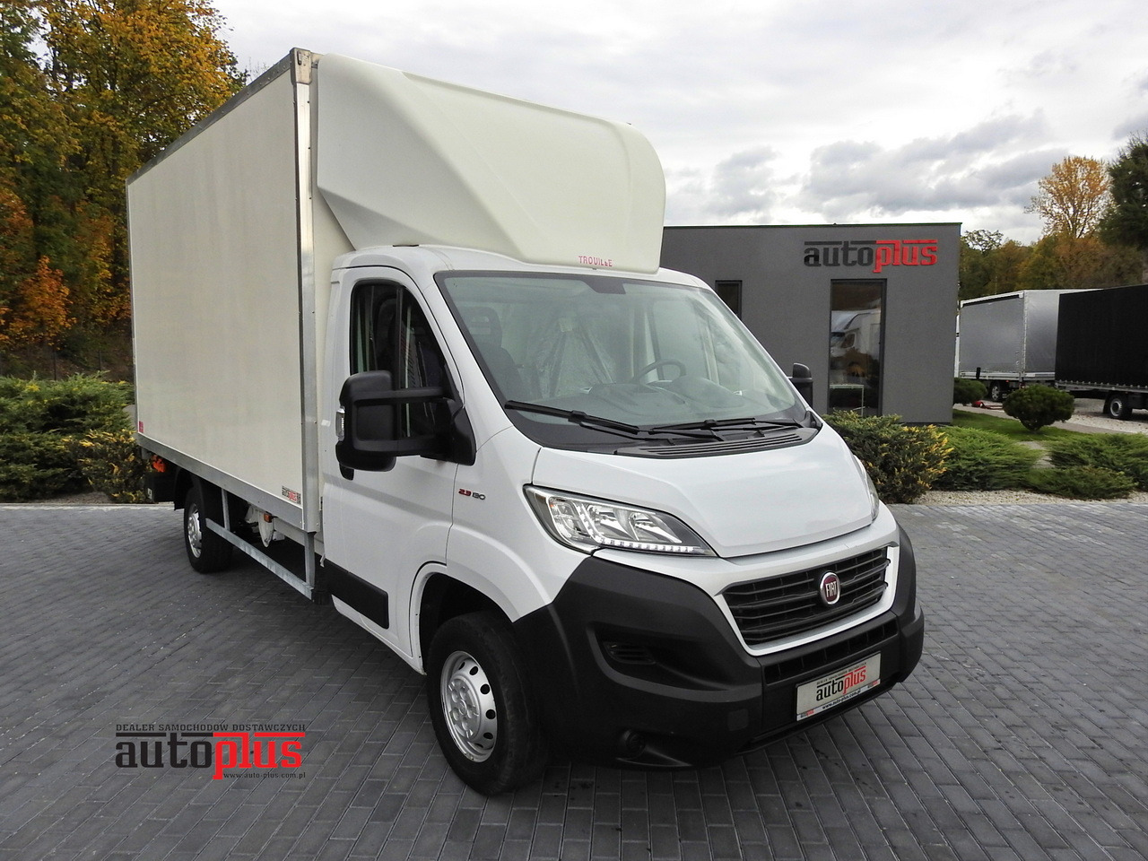 FIAT DUCATO BOX LIFT 8 PALLETS CRUISE CONTROL NAVIGATION AIR CONDITIONING LED LIGHTS 130HP - شاحنة بصندوق مغلق: صورة 1 FIAT DUCATO BOX LIFT 8 PALLETS CRUISE CONTROL NAVIGATION AIR CONDITIONING LED LIGHTS 130HP - شاحنة بصندوق مغلق: صورة 1