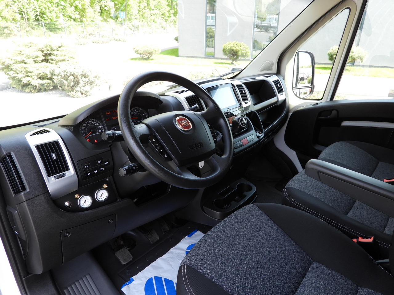 FIAT DUCATO TARPAULIN 10 PALLETS WEBASTO CRUISE CONTROL AIR CONDITIONING LED LIGHTS PNEUMATICS 160HP - شاحنة مغلقة بستائر جانبية: صورة 2 FIAT DUCATO TARPAULIN 10 PALLETS WEBASTO CRUISE CONTROL AIR CONDITIONING LED LIGHTS PNEUMATICS 160HP - شاحنة مغلقة بستائر جانبية: صورة 2