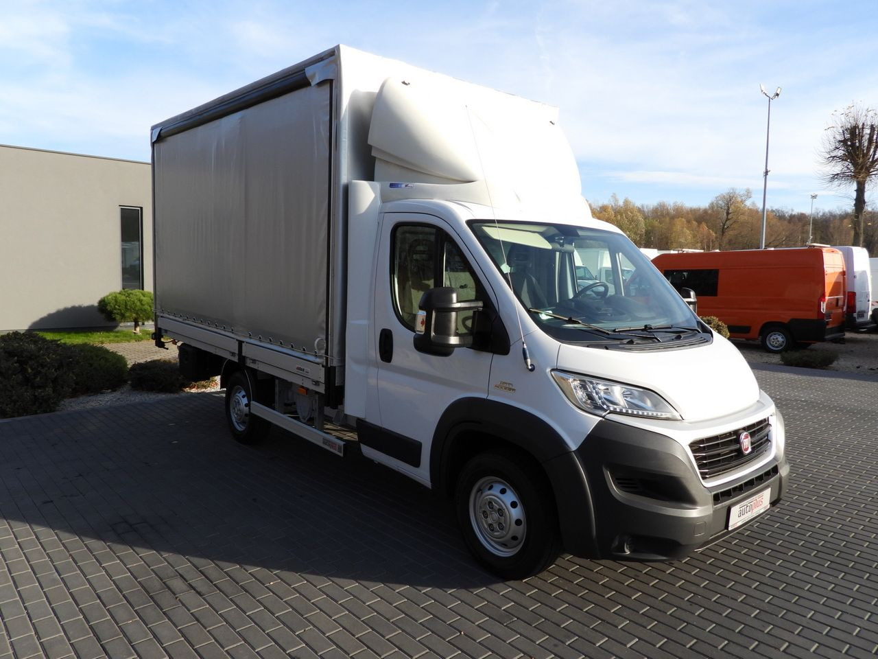 FIAT DUCATO TARPAULIN 8 PALLETS CRUISE CONTROL LED LIGHTS AIR CONDITIONING 150HP - شاحنة مغلقة بستائر جانبية: صورة 4 FIAT DUCATO TARPAULIN 8 PALLETS CRUISE CONTROL LED LIGHTS AIR CONDITIONING 150HP - شاحنة مغلقة بستائر جانبية: صورة 4
