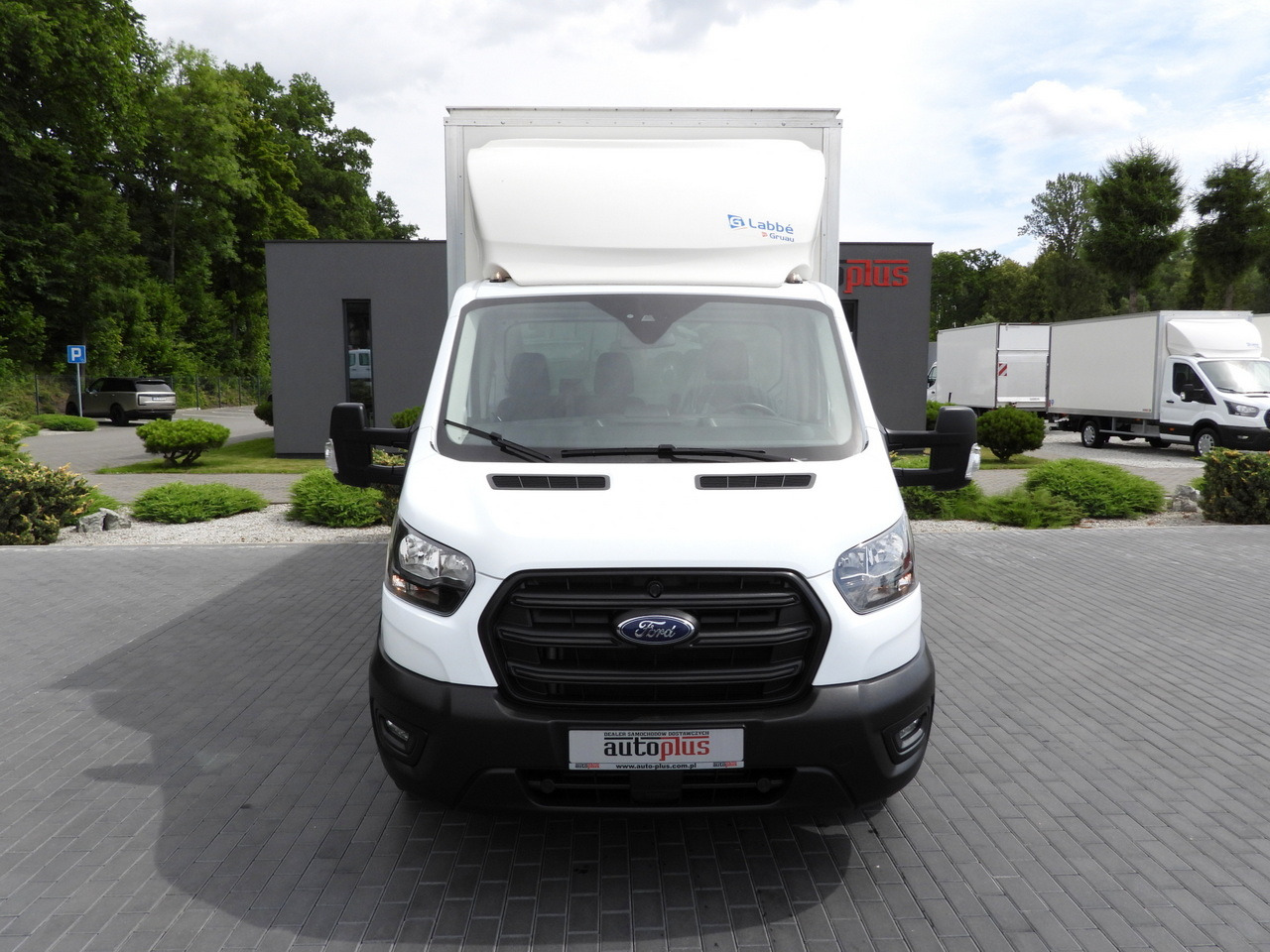 FORD TRANSIT BOX 8 PALLETS CRUISE CONTROL AIR CONDITIONING 130HP - شاحنة بصندوق مغلق: صورة 5 FORD TRANSIT BOX 8 PALLETS CRUISE CONTROL AIR CONDITIONING 130HP - شاحنة بصندوق مغلق: صورة 5