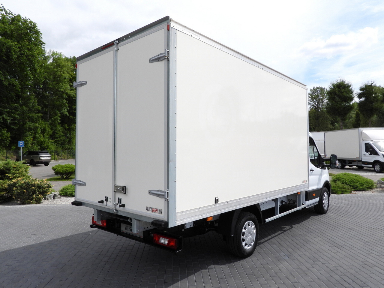 FORD TRANSIT BOX 8 PALLETS CRUISE CONTROL AIR CONDITIONING 130HP - شاحنة بصندوق مغلق: صورة 3 FORD TRANSIT BOX 8 PALLETS CRUISE CONTROL AIR CONDITIONING 130HP - شاحنة بصندوق مغلق: صورة 3