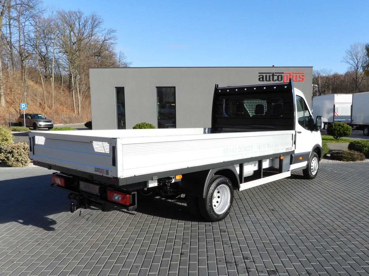 FORD TRANSIT STAKE BODY 8 PALLETS TWIN WHEELS AIR CONDITIONING 155HP - شاحنة توصيل مفتوحة: صورة 3 FORD TRANSIT STAKE BODY 8 PALLETS TWIN WHEELS AIR CONDITIONING 155HP - شاحنة توصيل مفتوحة: صورة 3