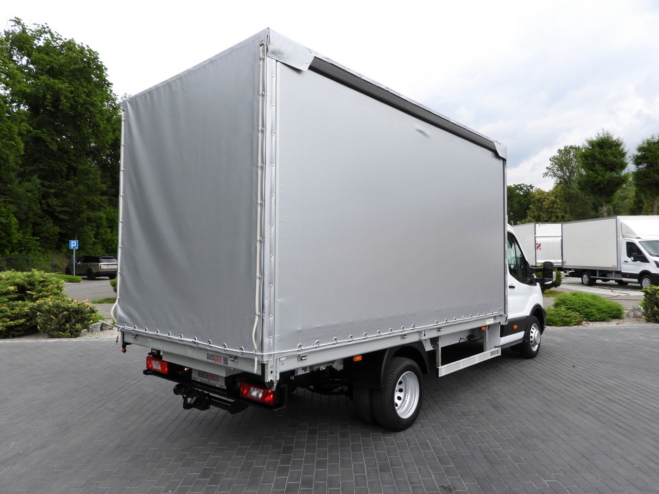 FORD TRANSIT TARPAULIN 8 PALLETS CRUISE CONTROL LED LIGHTS TWIN WHEELS AIR CONDITIONING 130HP - شاحنة مغلقة بستائر جانبية: صورة 3 FORD TRANSIT TARPAULIN 8 PALLETS CRUISE CONTROL LED LIGHTS TWIN WHEELS AIR CONDITIONING 130HP - شاحنة مغلقة بستائر جانبية: صورة 3