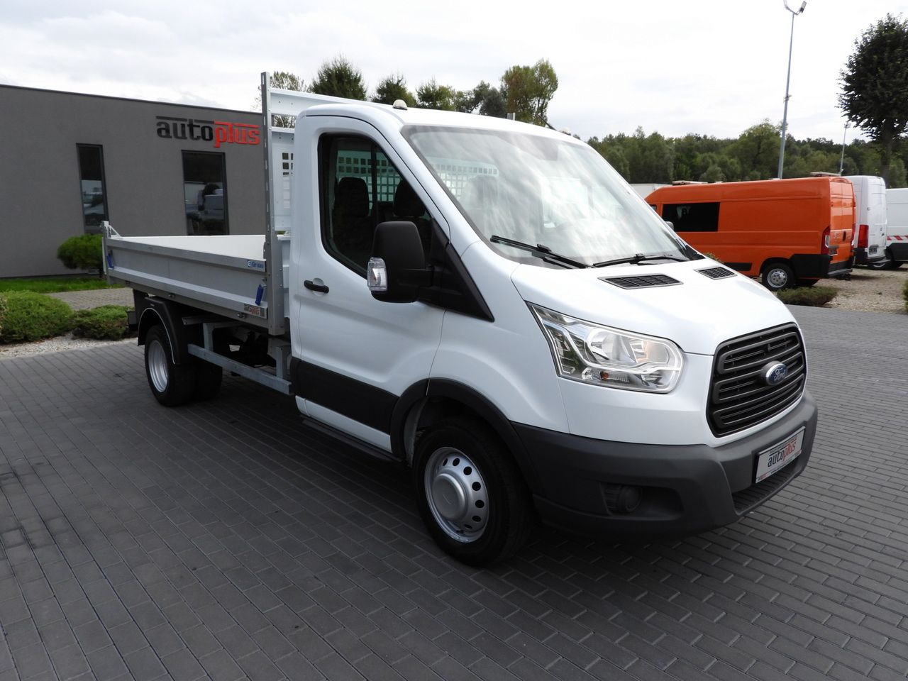 FORD TRANSIT TIPPER TWIN WHEELS 155HP - قلاب صغير: صورة 4 FORD TRANSIT TIPPER TWIN WHEELS 155HP - قلاب صغير: صورة 4