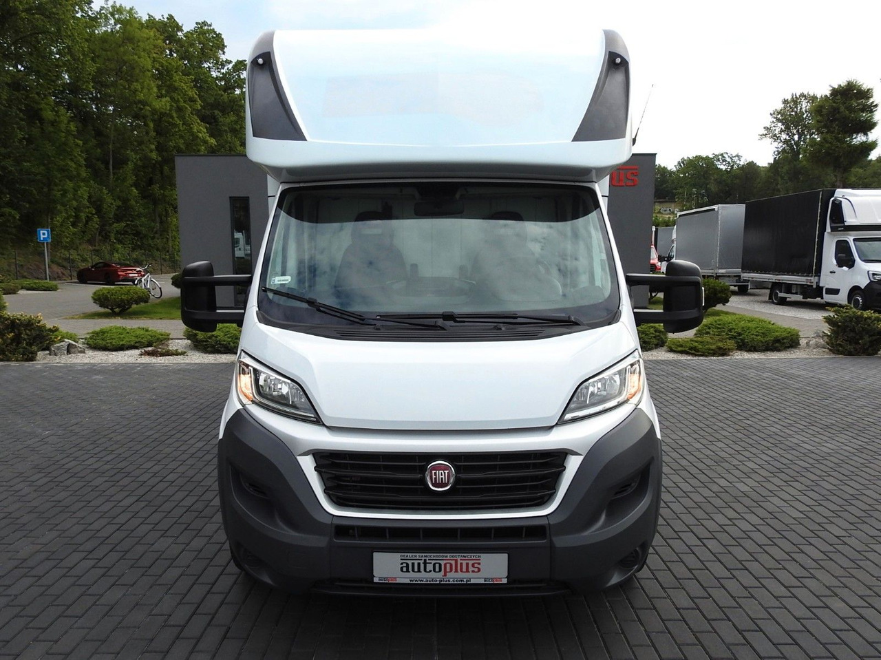 Fiat DUCATO KOFFER 8 PALETTEN KLIMAANLAGE 130PS - شاحنة بصندوق مغلق: صورة 5 Fiat DUCATO KOFFER 8 PALETTEN KLIMAANLAGE 130PS - شاحنة بصندوق مغلق: صورة 5