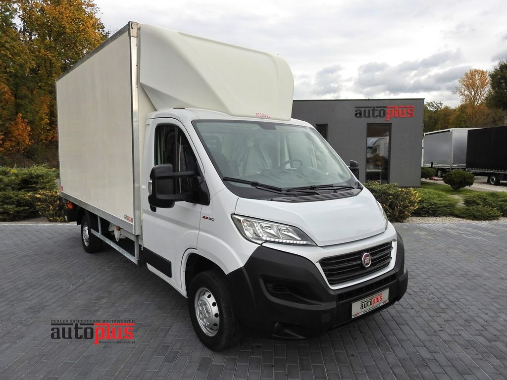 Fiat DUCATO KOFFER AUFZUG 8 PAL. TEMPOMAT NAVIGATON - شاحنة بصندوق مغلق: صورة 1 Fiat DUCATO KOFFER AUFZUG 8 PAL. TEMPOMAT NAVIGATON - شاحنة بصندوق مغلق: صورة 1