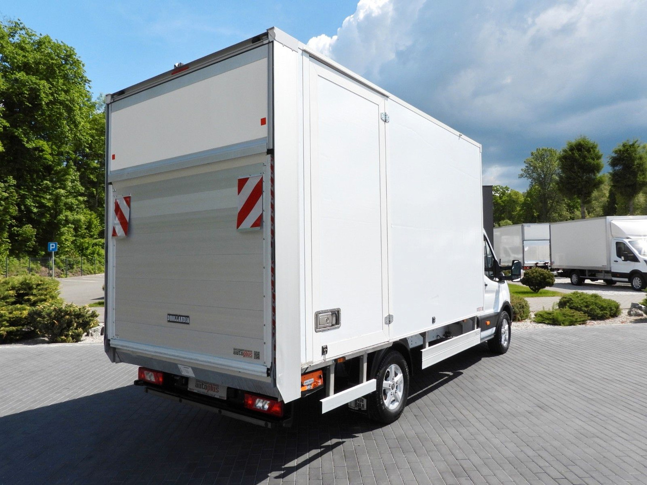 Ford TRANSIT KOFFER AUFZUG 8 PALETTEN TEMPOMAT - شاحنة بصندوق مغلق: صورة 3 Ford TRANSIT KOFFER AUFZUG 8 PALETTEN TEMPOMAT - شاحنة بصندوق مغلق: صورة 3