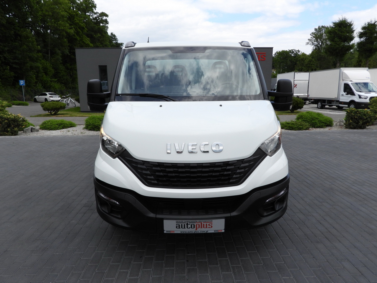 IVECO DAILY 35C16 TIPPER CRUISE CONTROL TWIN WHEELS AIR CONDITIONING 160HP - قلاب صغير: صورة 5 IVECO DAILY 35C16 TIPPER CRUISE CONTROL TWIN WHEELS AIR CONDITIONING 160HP - قلاب صغير: صورة 5