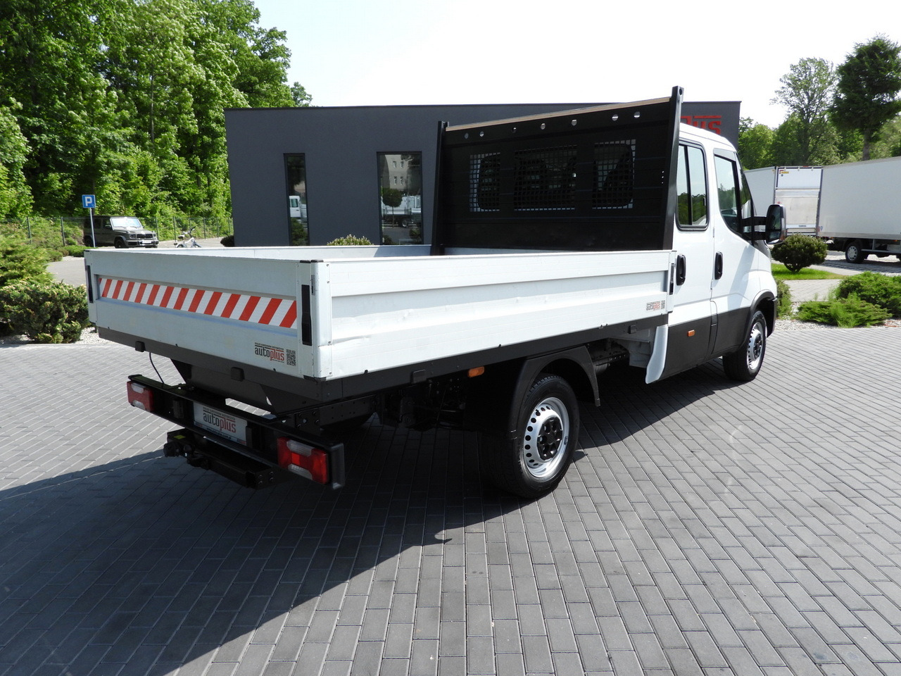IVECO DAILY 35S12 STAKE BODY DOUBLE CABIN DOKA 7 SEATS AIR CONDITIONING 120HP - الشاحنات الصغيرة كابينة مزدوجة: صورة 3 IVECO DAILY 35S12 STAKE BODY DOUBLE CABIN DOKA 7 SEATS AIR CONDITIONING 120HP - الشاحنات الصغيرة كابينة مزدوجة: صورة 3