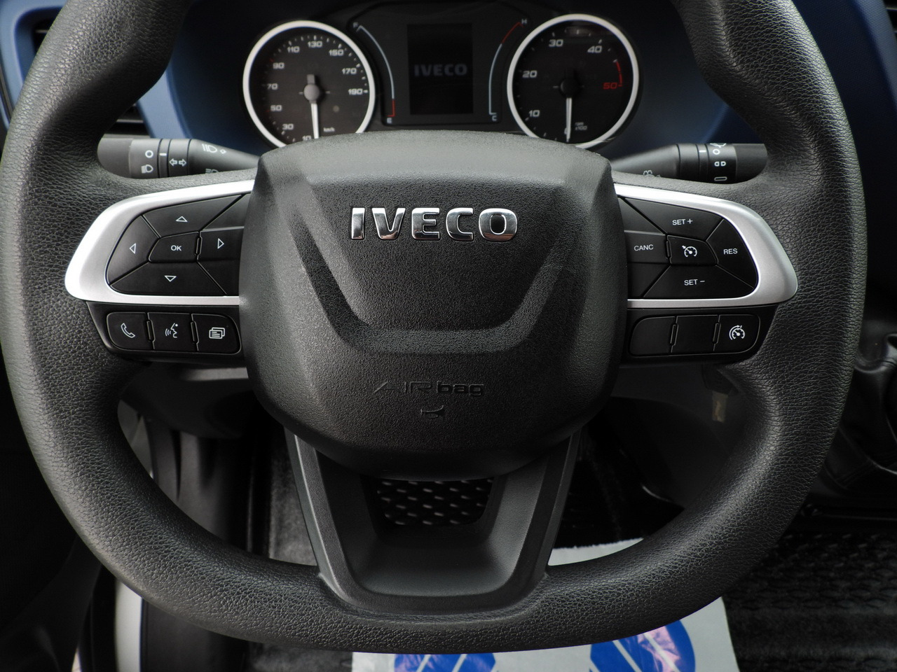 شاحنة توصيل مبردة IVECO DAILY 35S14 REFRIGERATOR VAN 0*C POWER SUPPLY 230V CRUISE CONTROL AUTOMATIC TRANSMISSION HI-MATIC AIR CONDITIONING 140HP: صورة 38 شاحنة توصيل مبردة IVECO DAILY 35S14 REFRIGERATOR VAN 0*C POWER SUPPLY 230V CRUISE CONTROL AUTOMATIC TRANSMISSION HI-MATIC AIR CONDITIONING 140HP: صورة 38