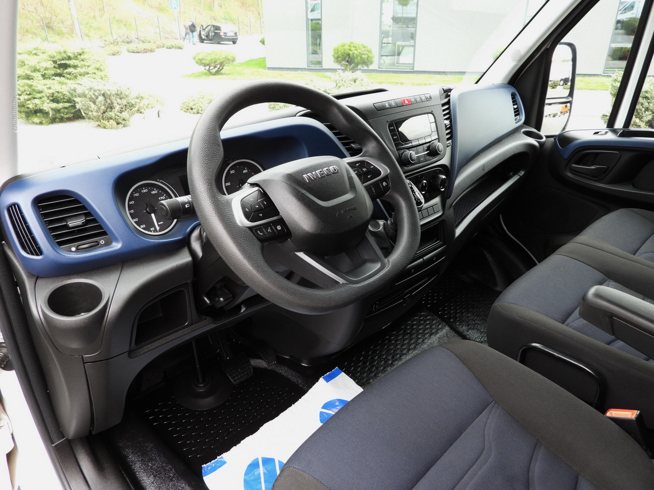 IVECO DAILY 35S14 REFRIGERATOR VAN 0*C POWER SUPPLY 230V CRUISE CONTROL AUTOMATIC TRANSMISSION HI-MATIC AIR CONDITIONING 140HP - شاحنة توصيل مبردة: صورة 2 IVECO DAILY 35S14 REFRIGERATOR VAN 0*C POWER SUPPLY 230V CRUISE CONTROL AUTOMATIC TRANSMISSION HI-MATIC AIR CONDITIONING 140HP - شاحنة توصيل مبردة: صورة 2