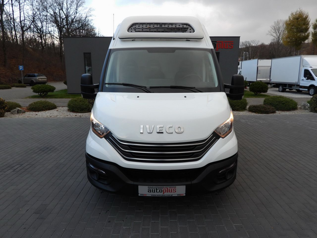 IVECO DAILY 35S14 REFRIGERATOR VAN 0*C POWER SUPPLY 230V NAVIGATION AUTOMATIC TRANSMISSION AIR CONDITIONING 140HP - شاحنة توصيل مبردة: صورة 5 IVECO DAILY 35S14 REFRIGERATOR VAN 0*C POWER SUPPLY 230V NAVIGATION AUTOMATIC TRANSMISSION AIR CONDITIONING 140HP - شاحنة توصيل مبردة: صورة 5