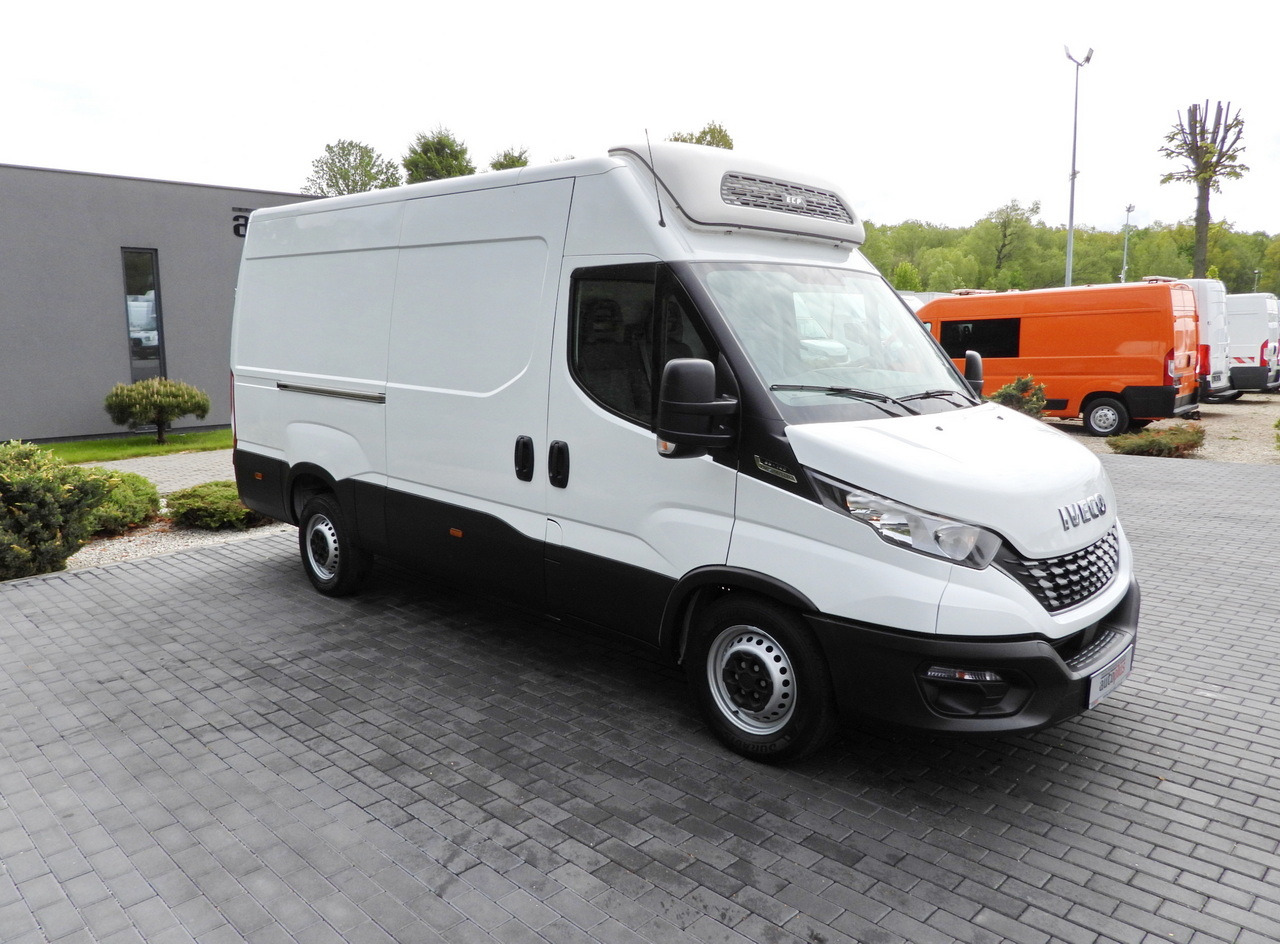 IVECO DAILY 35S14 REFRIGERATOR VAN -10*C POWER SUPPLY 230V CRUISE CONTROL AUTOMATIC TRANSMISSION HI-MATIC AIR CONDITIONING 140HP - شاحنة توصيل مبردة: صورة 4 IVECO DAILY 35S14 REFRIGERATOR VAN -10*C POWER SUPPLY 230V CRUISE CONTROL AUTOMATIC TRANSMISSION HI-MATIC AIR CONDITIONING 140HP - شاحنة توصيل مبردة: صورة 4