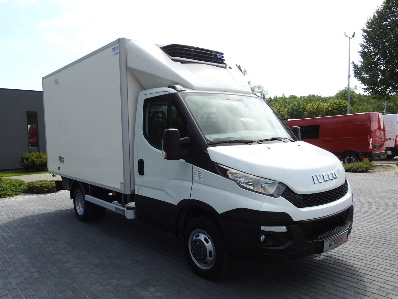 IVECO DAILY 35S15 REGRIGERATOR BOX -12*C 8 PALLETS CRUISE CONTROL TWIN WHEELS AIR CONDITIONING 150HP - شاحنة توصيل مبردة: صورة 4 IVECO DAILY 35S15 REGRIGERATOR BOX -12*C 8 PALLETS CRUISE CONTROL TWIN WHEELS AIR CONDITIONING 150HP - شاحنة توصيل مبردة: صورة 4