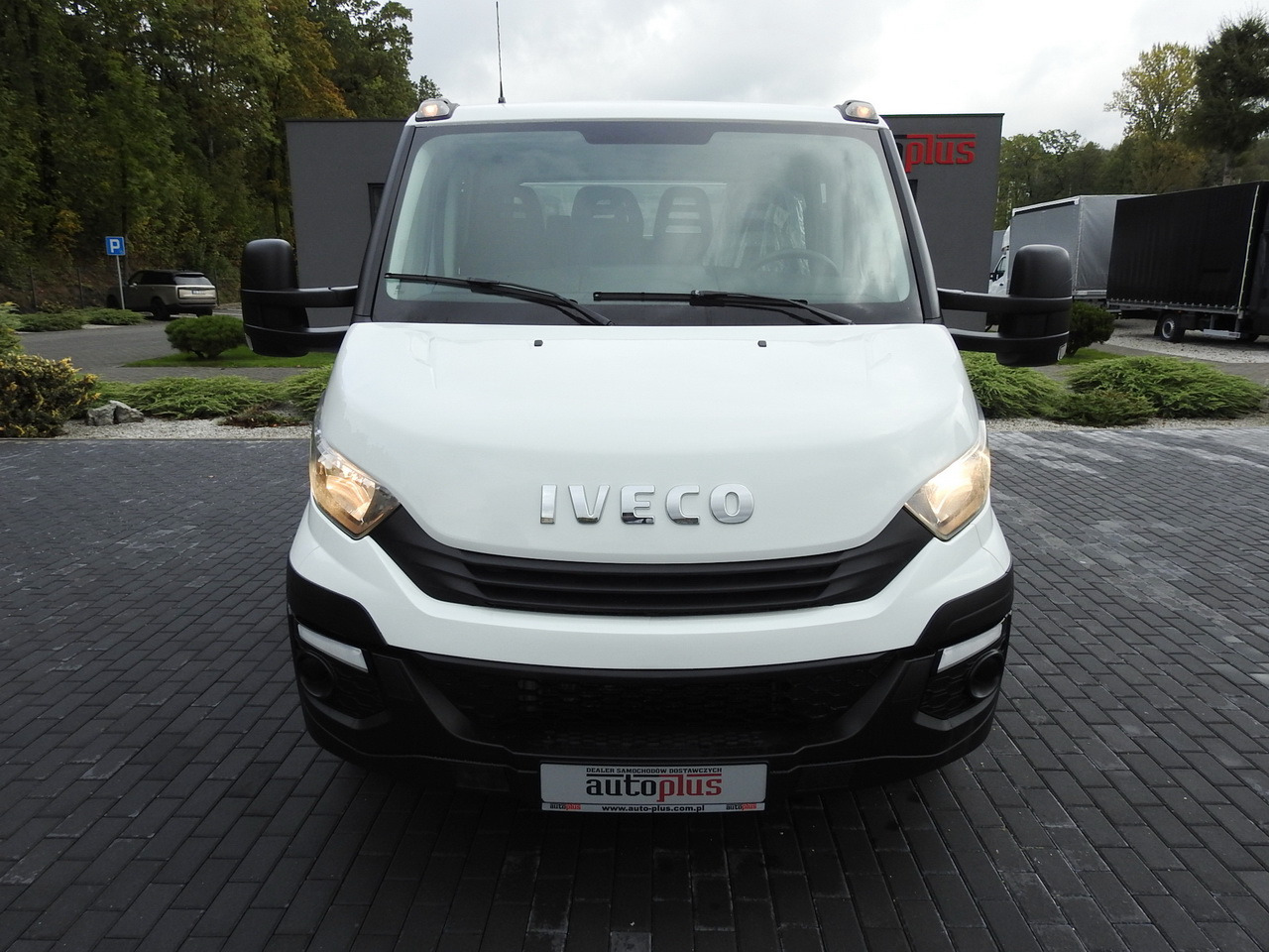 IVECO DAILY 35S15 STAKE BODY DOUBLE CABIN DOKA 7 SEATS AIR CONDITIONING 150HP - الشاحنات الصغيرة كابينة مزدوجة: صورة 5 IVECO DAILY 35S15 STAKE BODY DOUBLE CABIN DOKA 7 SEATS AIR CONDITIONING 150HP - الشاحنات الصغيرة كابينة مزدوجة: صورة 5