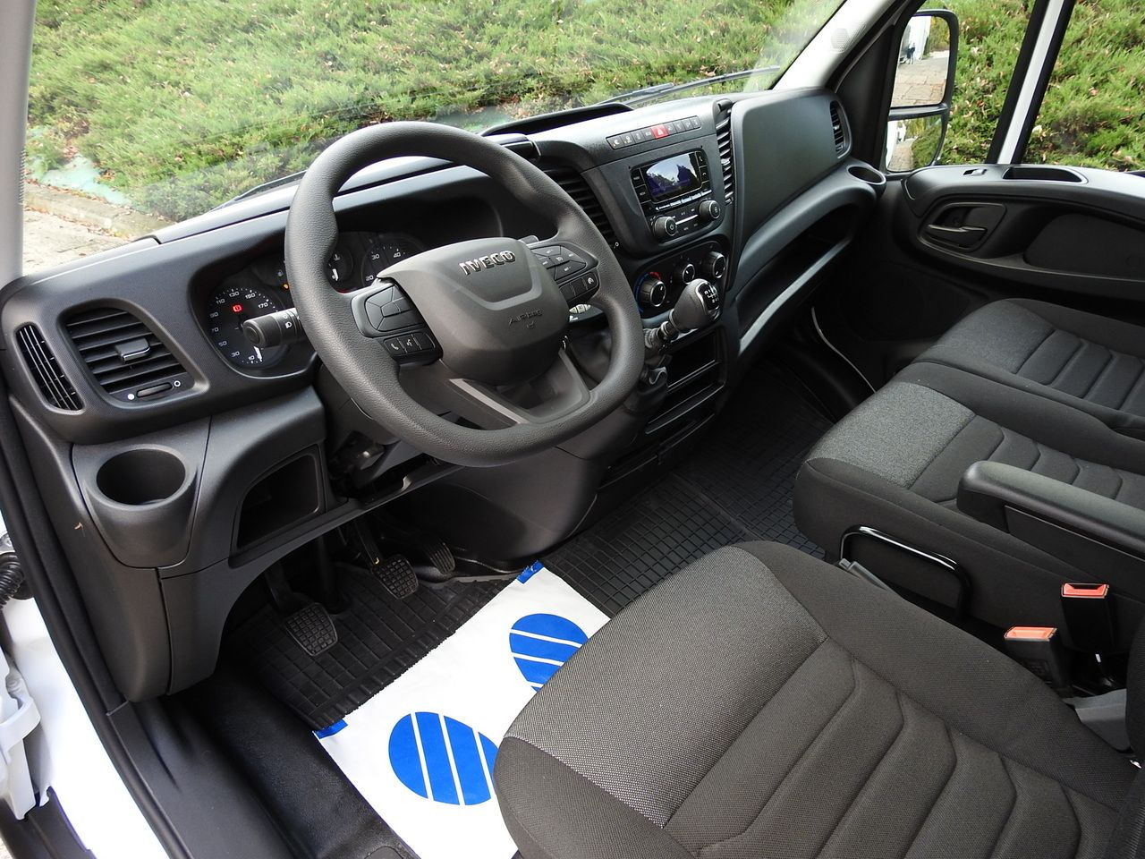 IVECO DAILY 35S16 NEW REGRIGERATOR BOX -10*C 8 PALLETS HEATING FUNCTION POWER SUPPLY 230V CRUISE CONTROL AIR CONDITIONING 160HP - شاحنة توصيل مبردة: صورة 2 IVECO DAILY 35S16 NEW REGRIGERATOR BOX -10*C 8 PALLETS HEATING FUNCTION POWER SUPPLY 230V CRUISE CONTROL AIR CONDITIONING 160HP - شاحنة توصيل مبردة: صورة 2