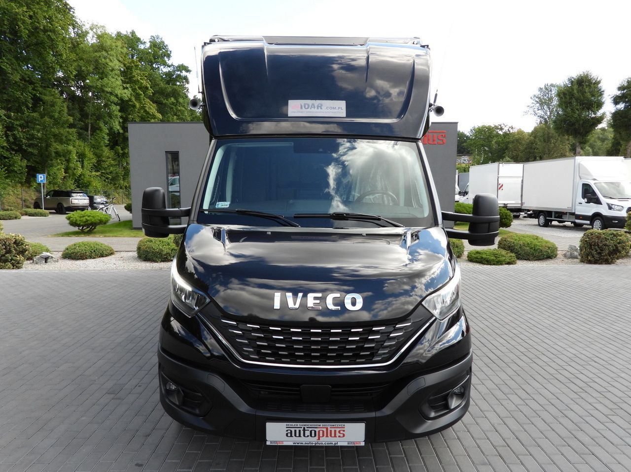 شاحنة بصندوق مغلق IVECO DAILY 35S18 BOX LIFT 8 PALLETS WEBASTO CRUISE CONTROL NAVIGATION LED LIGHTS PNEUMATICS AIR CONDITIONING 180HP: صورة 5 شاحنة بصندوق مغلق IVECO DAILY 35S18 BOX LIFT 8 PALLETS WEBASTO CRUISE CONTROL NAVIGATION LED LIGHTS PNEUMATICS AIR CONDITIONING 180HP: صورة 5