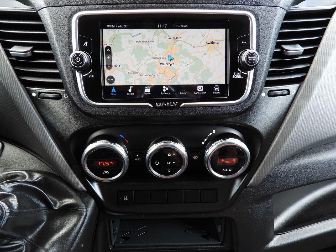 شاحنة بصندوق مغلق IVECO DAILY 35S18 BOX LIFT 8 PALLETS WEBASTO CRUISE CONTROL NAVIGATION LED LIGHTS PNEUMATICS AIR CONDITIONING 180HP: صورة 41 شاحنة بصندوق مغلق IVECO DAILY 35S18 BOX LIFT 8 PALLETS WEBASTO CRUISE CONTROL NAVIGATION LED LIGHTS PNEUMATICS AIR CONDITIONING 180HP: صورة 41