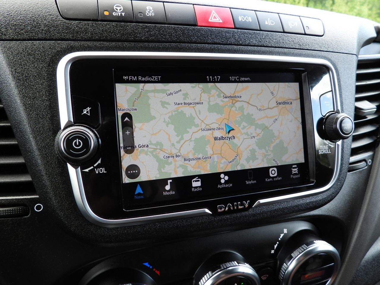 شاحنة بصندوق مغلق IVECO DAILY 35S18 BOX LIFT 8 PALLETS WEBASTO CRUISE CONTROL NAVIGATION LED LIGHTS PNEUMATICS AIR CONDITIONING 180HP: صورة 42 شاحنة بصندوق مغلق IVECO DAILY 35S18 BOX LIFT 8 PALLETS WEBASTO CRUISE CONTROL NAVIGATION LED LIGHTS PNEUMATICS AIR CONDITIONING 180HP: صورة 42