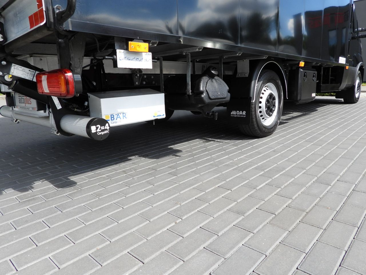 شاحنة بصندوق مغلق IVECO DAILY 35S18 BOX LIFT 8 PALLETS WEBASTO CRUISE CONTROL NAVIGATION LED LIGHTS PNEUMATICS AIR CONDITIONING 180HP: صورة 17 شاحنة بصندوق مغلق IVECO DAILY 35S18 BOX LIFT 8 PALLETS WEBASTO CRUISE CONTROL NAVIGATION LED LIGHTS PNEUMATICS AIR CONDITIONING 180HP: صورة 17