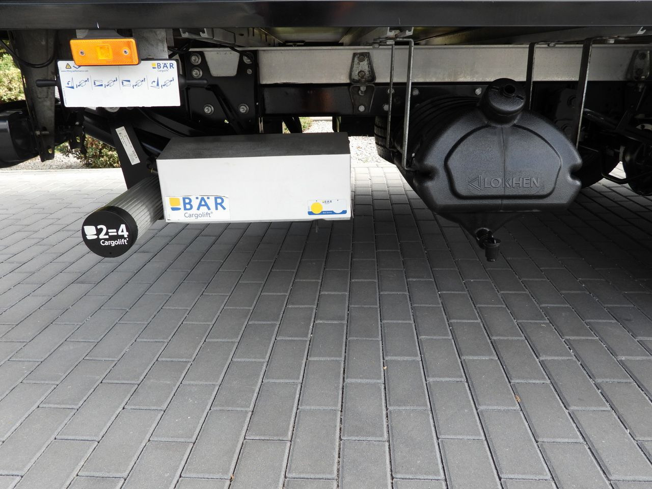 شاحنة بصندوق مغلق IVECO DAILY 35S18 BOX LIFT 8 PALLETS WEBASTO CRUISE CONTROL NAVIGATION LED LIGHTS PNEUMATICS AIR CONDITIONING 180HP: صورة 25 شاحنة بصندوق مغلق IVECO DAILY 35S18 BOX LIFT 8 PALLETS WEBASTO CRUISE CONTROL NAVIGATION LED LIGHTS PNEUMATICS AIR CONDITIONING 180HP: صورة 25