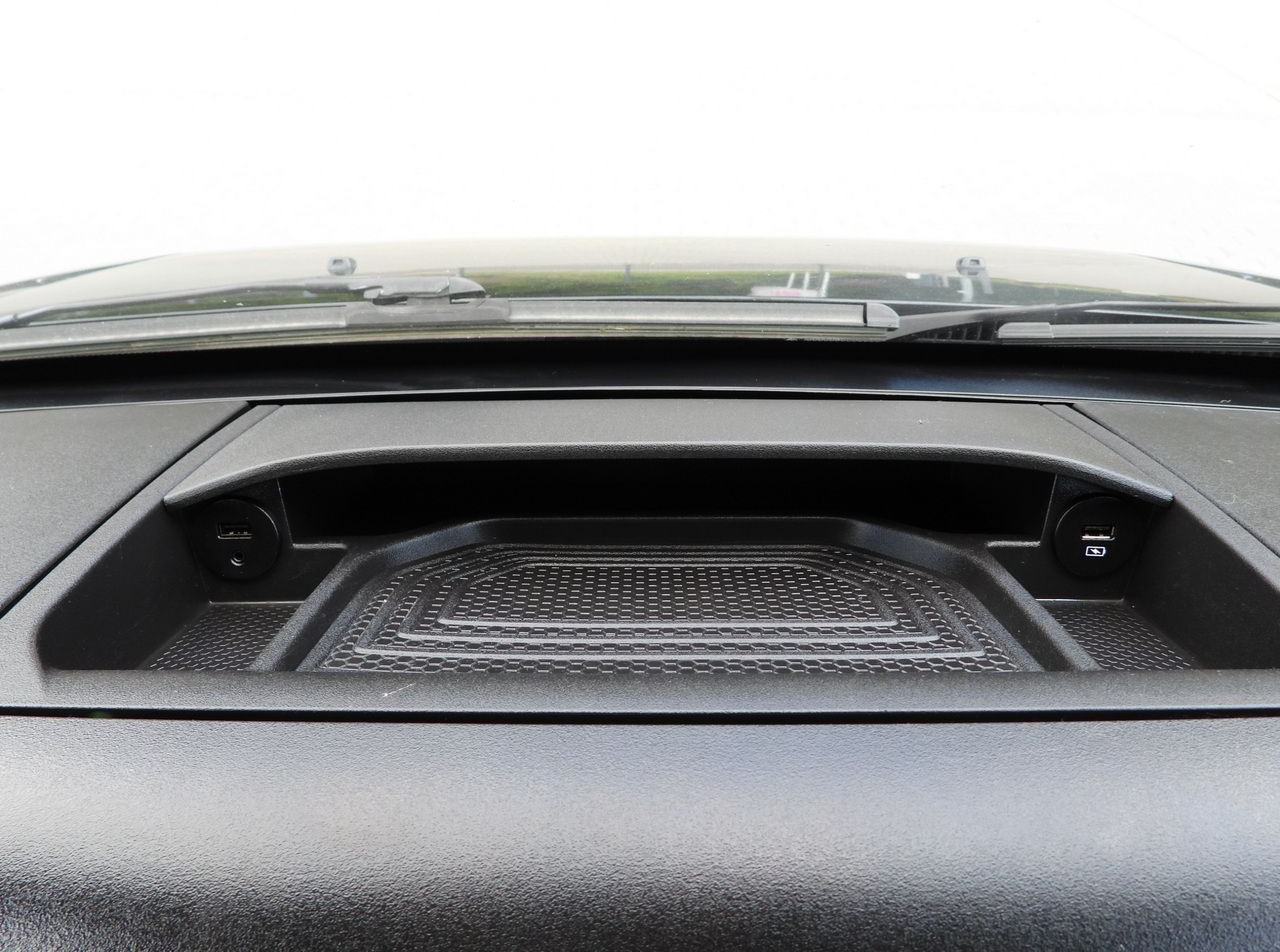 شاحنة بصندوق مغلق IVECO DAILY 35S18 BOX LIFT 8 PALLETS WEBASTO CRUISE CONTROL NAVIGATION LED LIGHTS PNEUMATICS AIR CONDITIONING 180HP: صورة 43 شاحنة بصندوق مغلق IVECO DAILY 35S18 BOX LIFT 8 PALLETS WEBASTO CRUISE CONTROL NAVIGATION LED LIGHTS PNEUMATICS AIR CONDITIONING 180HP: صورة 43