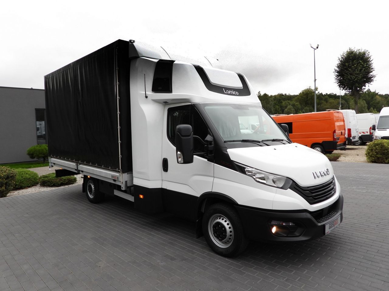 IVECO DAILY 35S18 TARPAULIN 10 PALLETS WEBASTO CRUISE CONTROL PNEUMATICS AIR CONDITIONING 180HP - شاحنة مغلقة بستائر جانبية: صورة 4 IVECO DAILY 35S18 TARPAULIN 10 PALLETS WEBASTO CRUISE CONTROL PNEUMATICS AIR CONDITIONING 180HP - شاحنة مغلقة بستائر جانبية: صورة 4